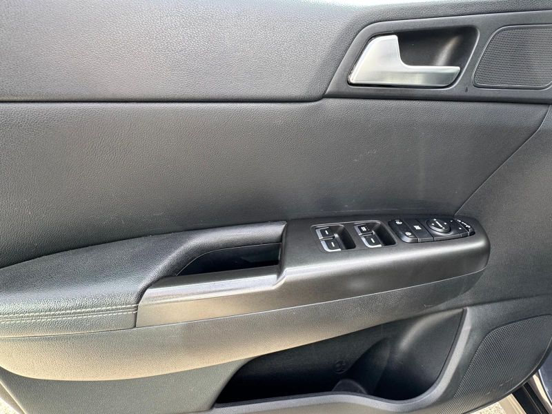 Kia Sportage Sportage IV 2016 1.7 crdi Class Style Pack s - 6 - Mag Motors Kia Sportage Sportage IV 2016 1.7 crdi Class Style Pack s