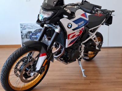 QJ MOTOR SQ 350 - 1 - Mag Motors BMW F 900 GS LUGLIO 2025
