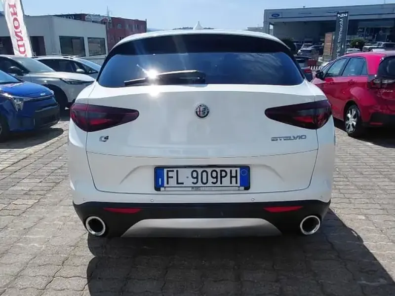 Alfa Romeo Stelvio 2.2 t Executive Q4 210cv aut