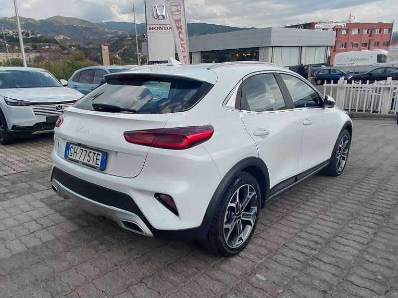 XCeed 2019 1.0 t-gdi Business 120cv