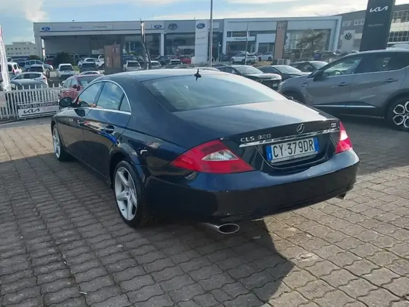 Mercedes-Benz CLS 320 CLS Berlina – C219 cdi V6