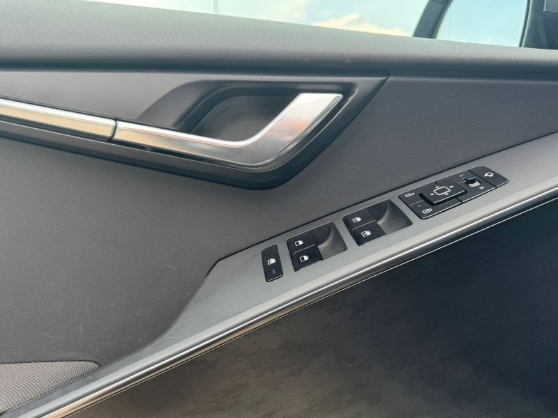 Kia Niro Niro II 2022 1.6 gdi hev Style dct6 GARANZIA CASA MADRE!!! - 6 - Mag Motors Kia Niro Niro II 2022 1.6 gdi hev Style dct6 GARANZIA CASA MADRE!!!