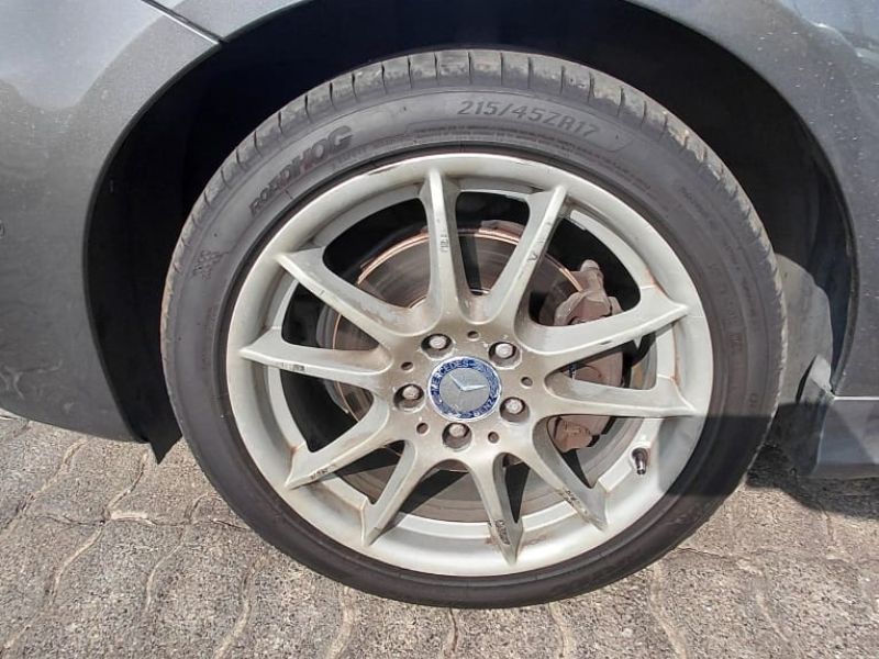 Mercedes-Benz B 200 Classe B - T245 cdi Premium - 12 - Mag Motors Mercedes-Benz B 200 Classe B – T245 cdi Premium