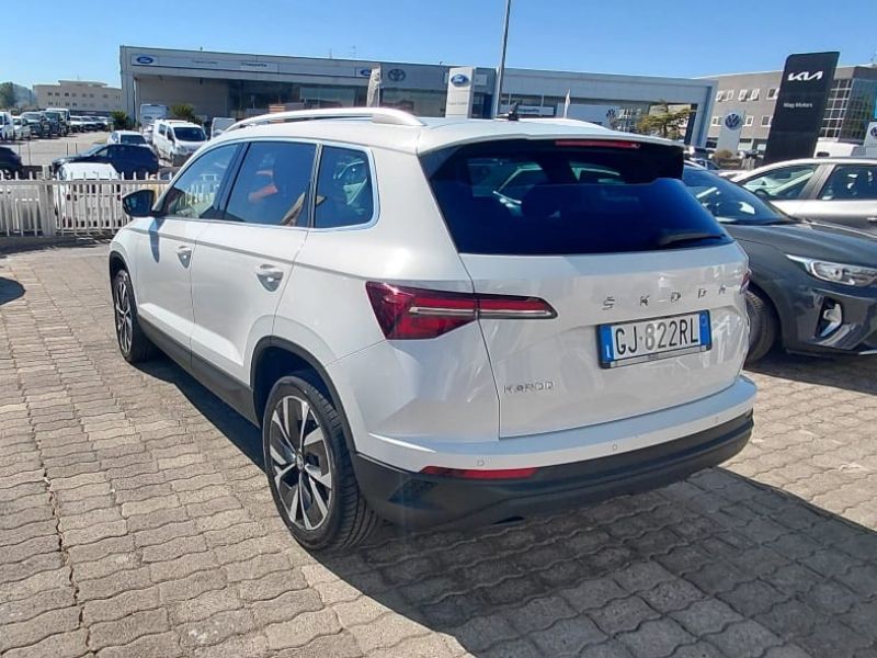 Skoda Karoq 2022 2.0 tdi evo Style 115cv dsg - 1 - Mag Motors Skoda Karoq 2022 2.0 tdi evo Style 115cv dsg
