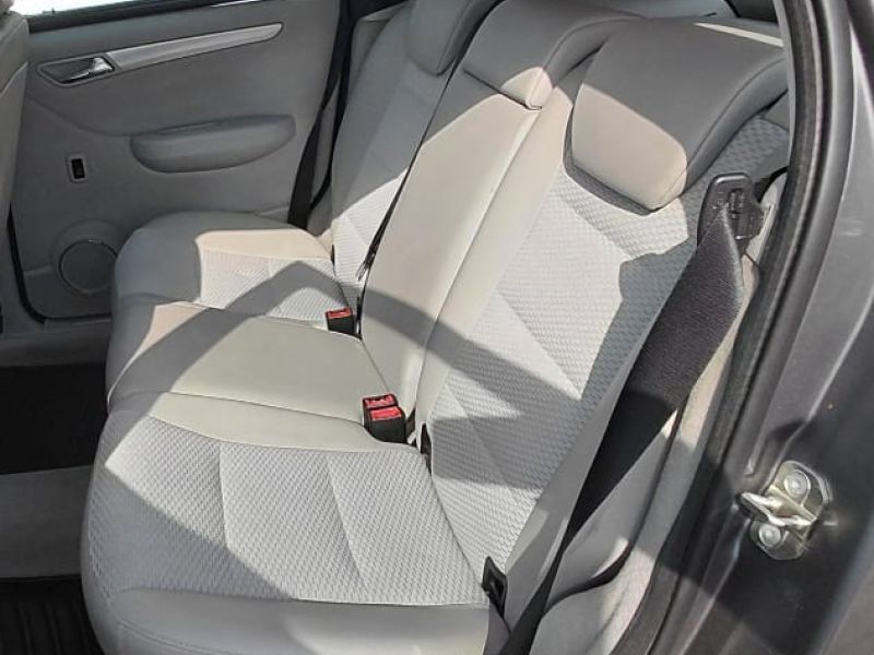 Mercedes-Benz B 200 Classe B - T245 cdi Premium - 10 - Mag Motors Mercedes-Benz B 200 Classe B – T245 cdi Premium