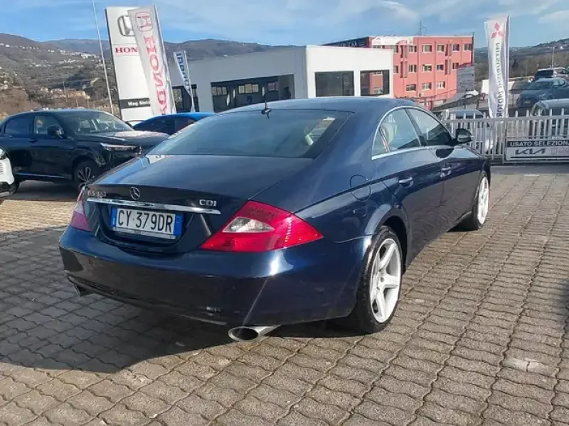 Mercedes-Benz CLS 320 CLS Berlina – C219 cdi V6