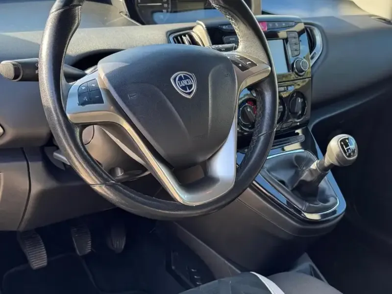 Lancia Ypsilon Ypsilon 1.3 mjt Gold s