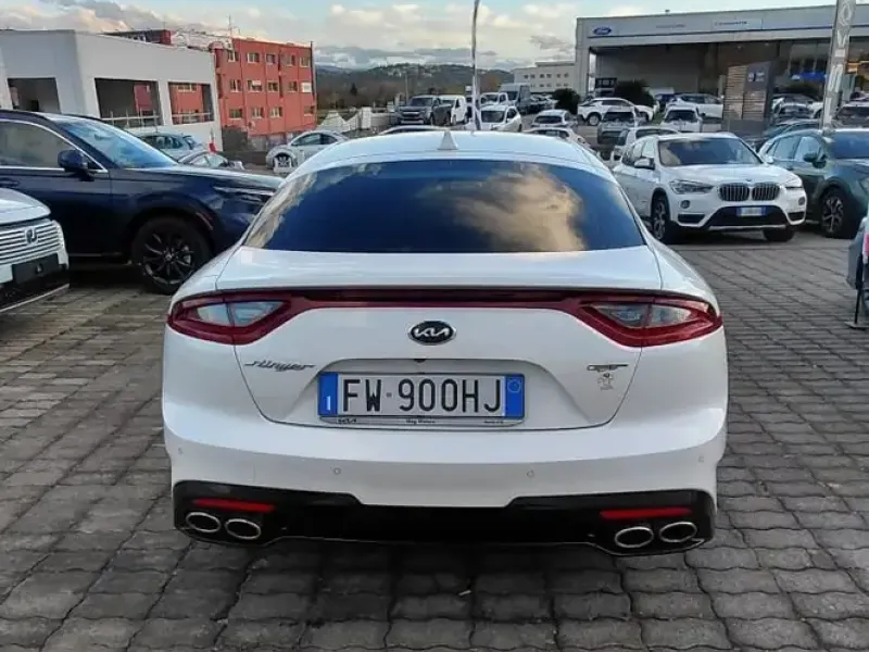 Kia Stinger Stinger 3.3 t-gdi GT awd 366cv auto my18