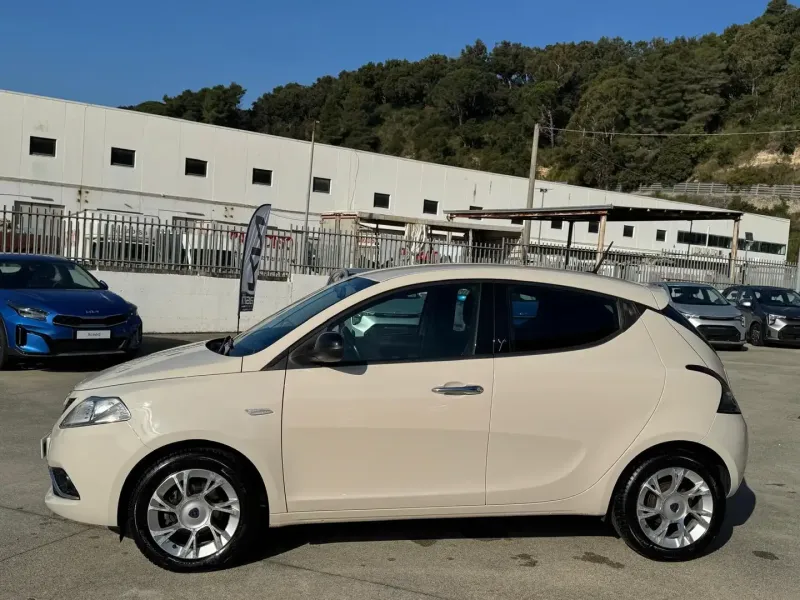 Lancia Ypsilon Ypsilon 1.3 mjt Gold s